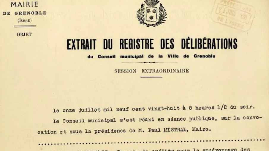 Détail d'un extrait du registre des délibérations de Grenoble coté 2o185_18 © Archives départementales de l'Isère