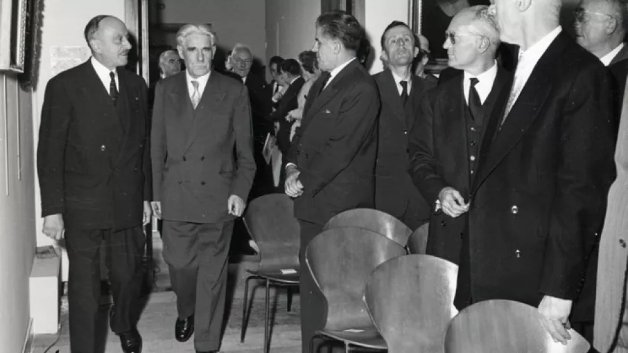 Batiment 1958 inauguration © Archives départementales de l'Isère