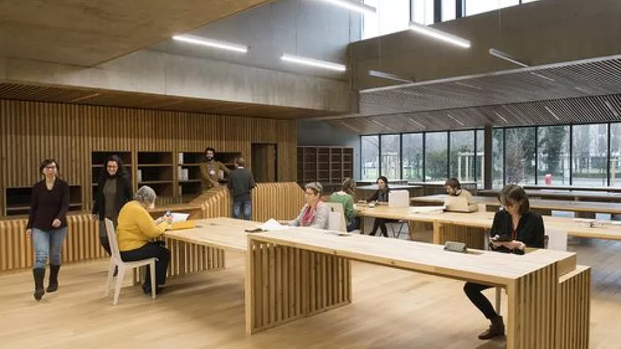 Salle de lecture des Archives départementales de l'Isère