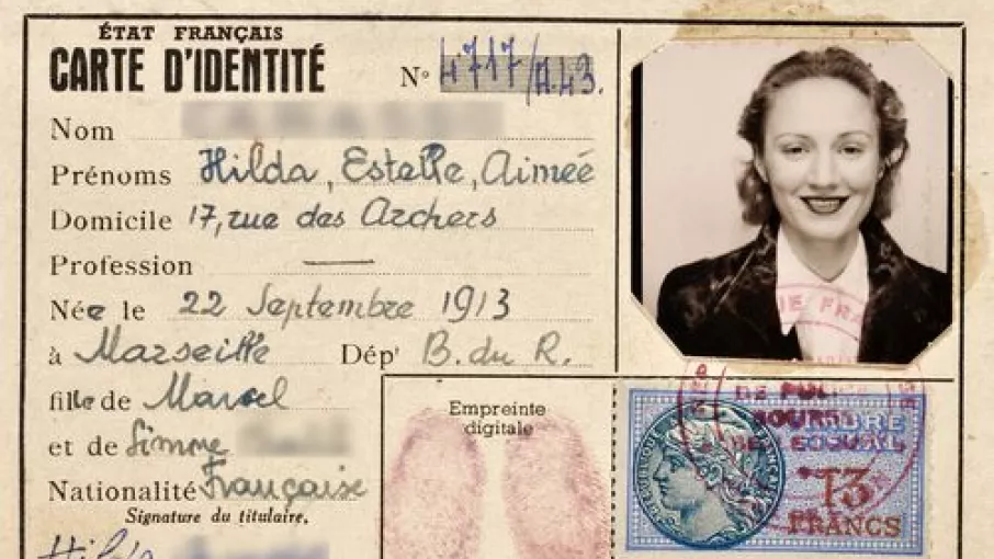 2973w1401 © Archives départementales de l'Isère Carte d'identité extraite du dossier coté 2973w1401 © Archives départementales de l'Isère